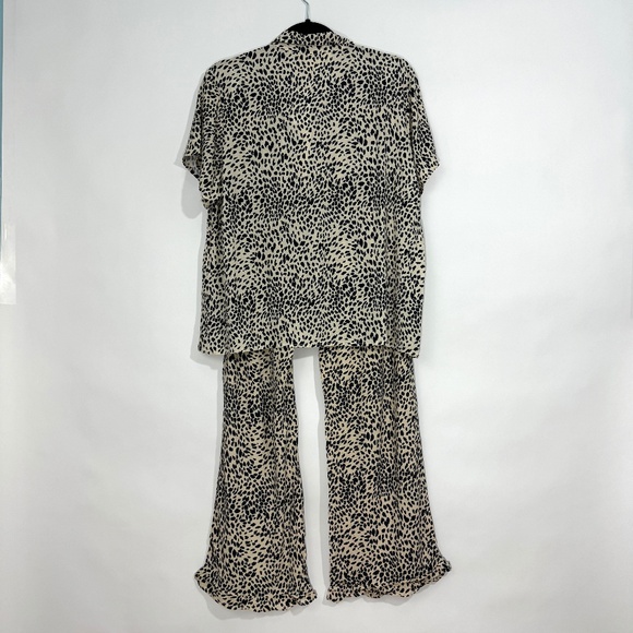 Salt Water Luxe Women’s Size Medium Cheetah Animal Print Rayon Pajama Set New - Picture 6 of 10